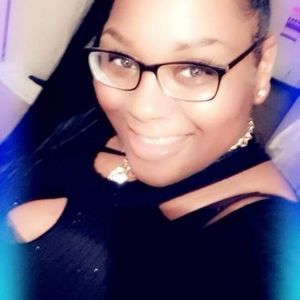 Meet your Posher, Crystal chelle